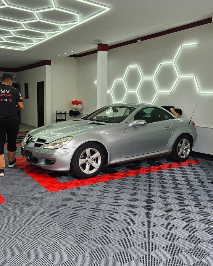 Mercedes SLK no estúdio DMV Customs João Pessoa
